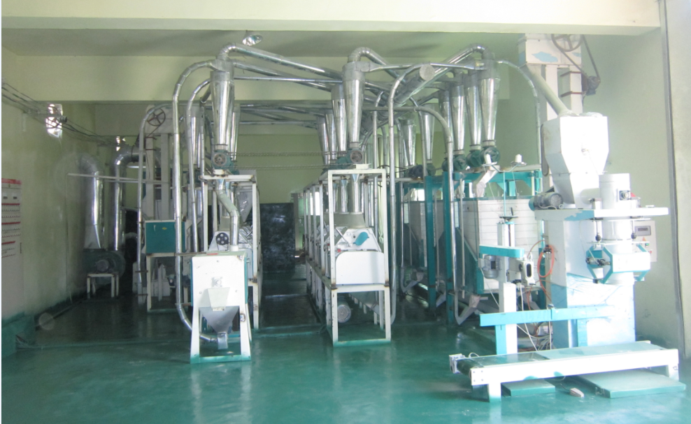 Horizontal soybean flour milling machine 